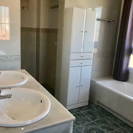 Шале Cabopino